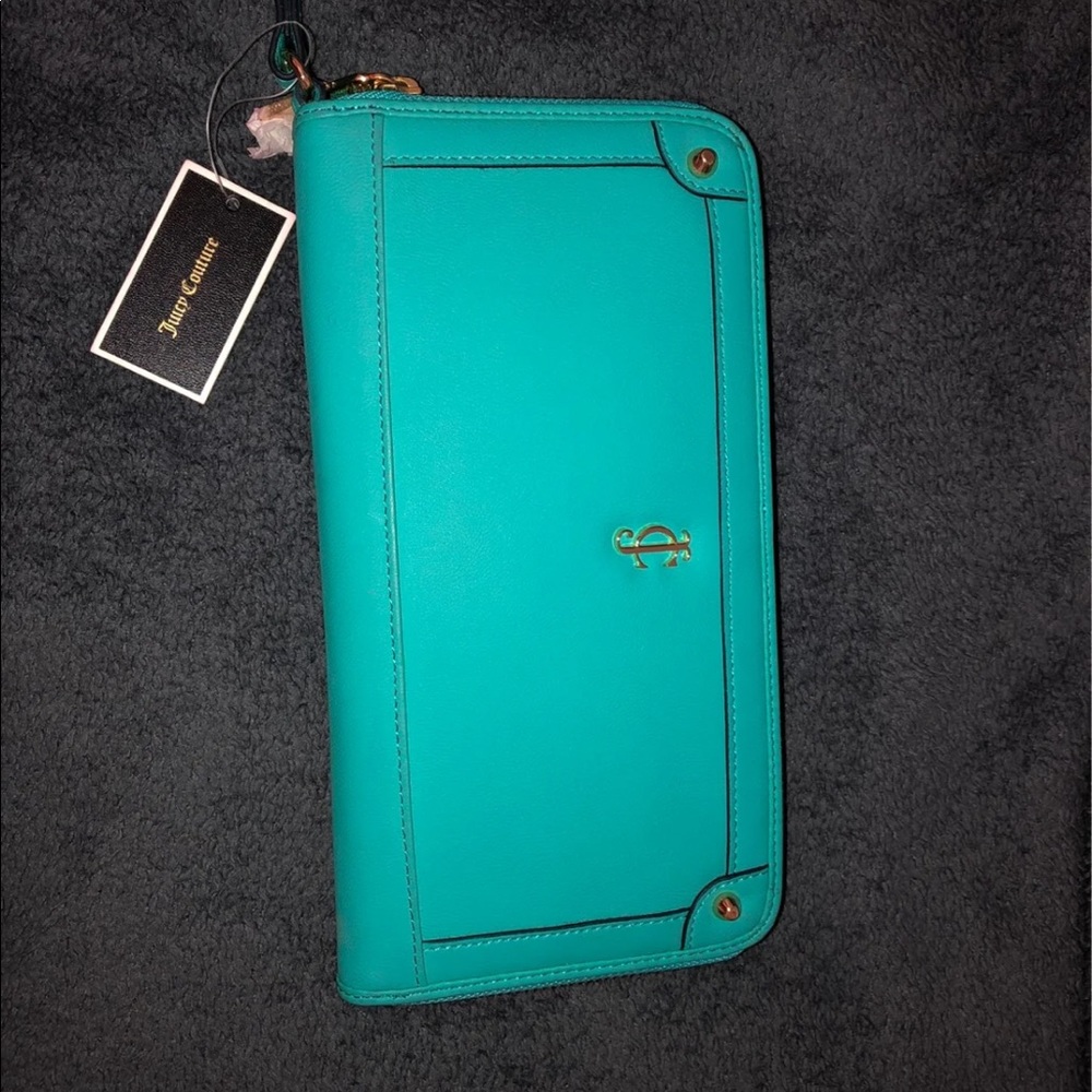 Juicy couture wristlet